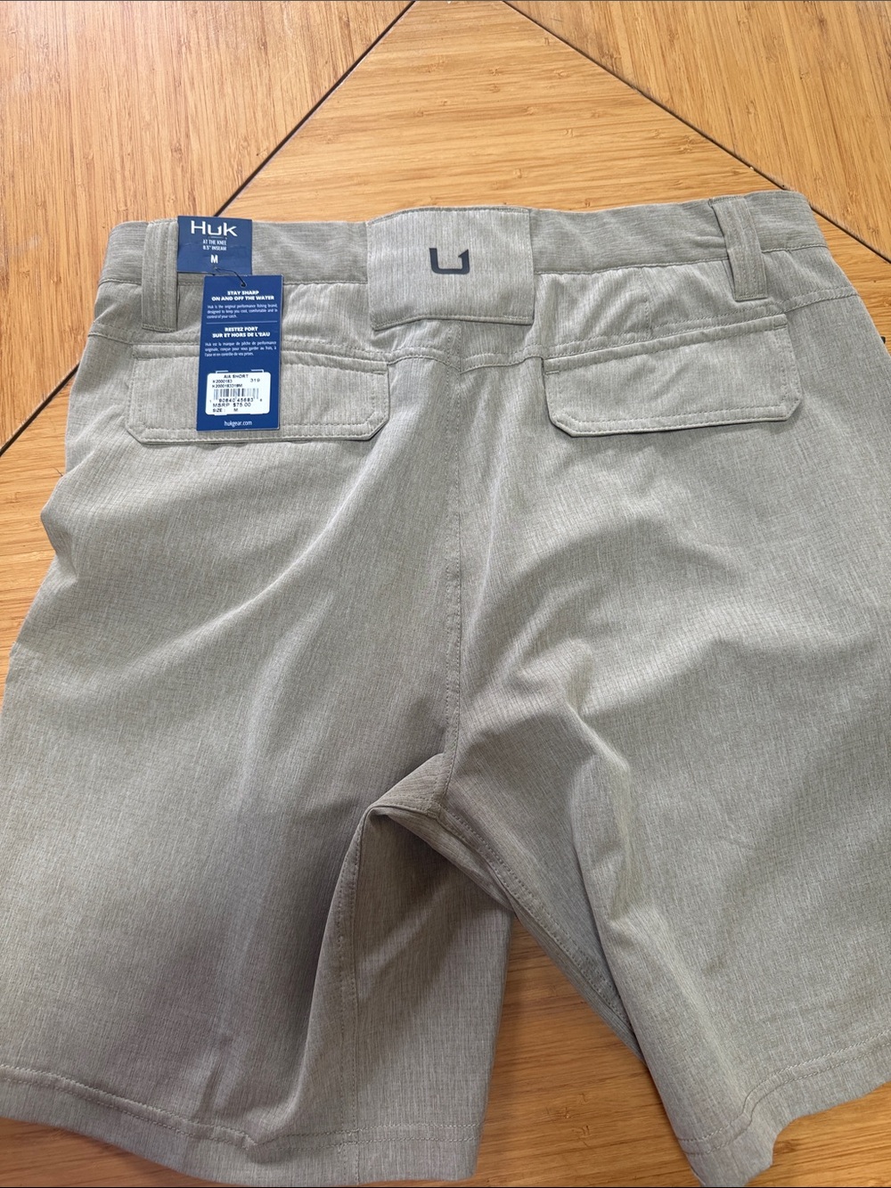 Huk Men's Light Gray Cargo Shorts - Picture 3 of 3